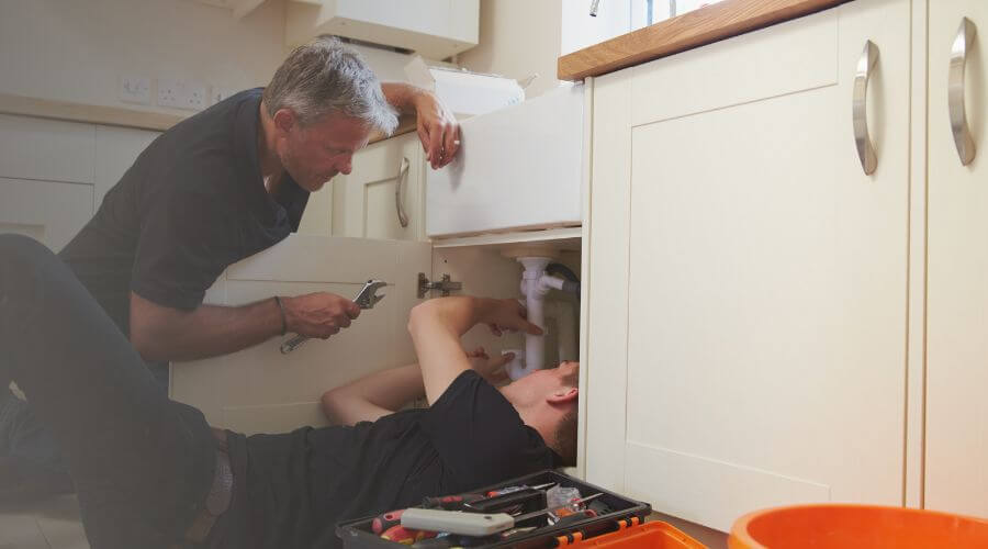 Professional burst pipe repair services in Coolidge, TX